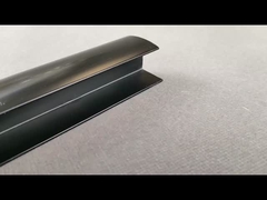 簡単に設置 プラスチック スラットウォール パネル 高耐久性 滑らかな表面