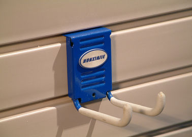 良い価格 ペット中心の貯蔵のための4ftの長さのガレージの壁パネル ポリ塩化ビニールのガレージの壁付書だな オンライン