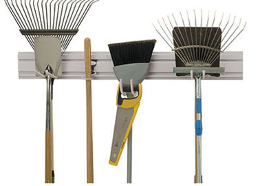 良い価格 スポーツ用品のためのセリウム SGS の暗灰色のガレージの壁パネル/Slatwall のパネル オンライン