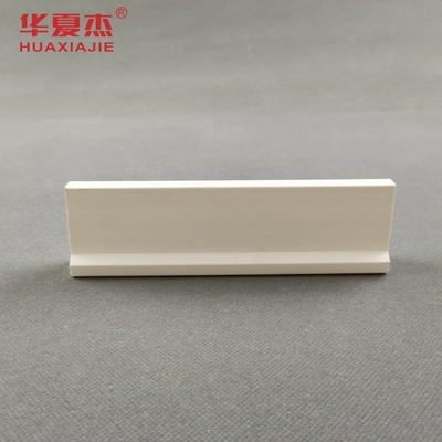 卸売新しいトレンドコロニアルケーシング白ビニール 12 フィート pvc 巾木 pvc ベースボード装飾材料