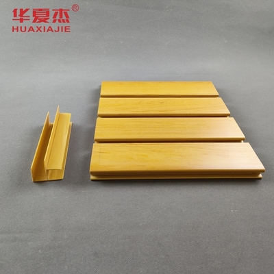 強いSlatwallポリ塩化ビニールの貯蔵の壁パネル ポリ塩化ビニールの装飾的な鋳造物4ft 8ft