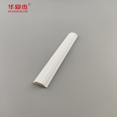 現代的なデザインの別れ装飾 白いビニール 12' pvc模具 22x6mm pvc泡装飾とプロフィール