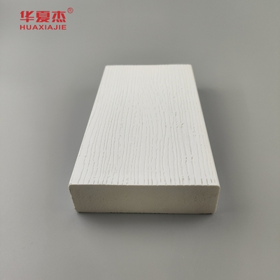 ホワイトビニール 5/4inx4inx12ft 環境に優しいPVCフーム鋳造住宅装飾用PVCプロファイル