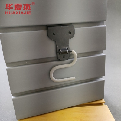 300mm × 17mm PVC スラットウォールパネル パーソナライズされた長さと優れた衝撃耐性