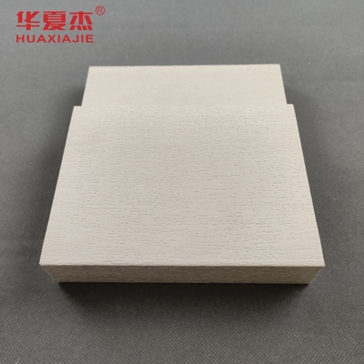 木製プラスチック複合物 立方形のドアフレーム Wpc 建物建設用