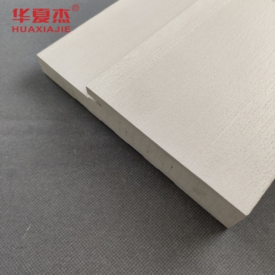 木製プラスチック複合物 立方形のドアフレーム Wpc 建物建設用