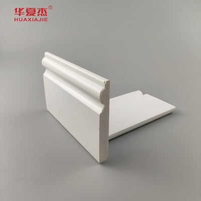 防湿 pvc 鋳造 pvc ベースボード 耐久性のある防UV