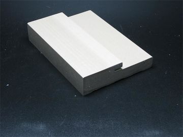 良い価格 壁のための木製のプラスチック合成物WPCの戸枠ポリ塩化ビニールの装飾的な鋳造物 オンライン