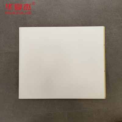 4ft X 8ft 層状 WPC 壁板 WPC 板 建材 家庭装飾用