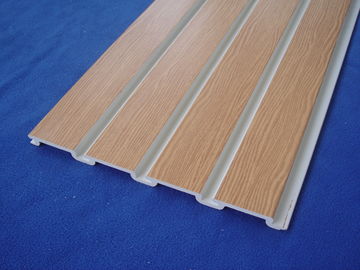良い価格 棚のためのプラスチック暗灰色4x8ポリ塩化ビニールSlatwall/白いSlatted壁パネル オンライン