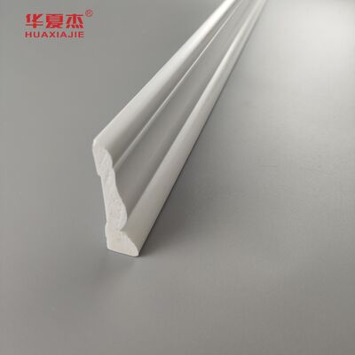 良い価格 パーソナライズされた長さ PVC トリム 鋳造 内部の建物仕上げのための方形プロファイルと滑らかな表面 オンライン