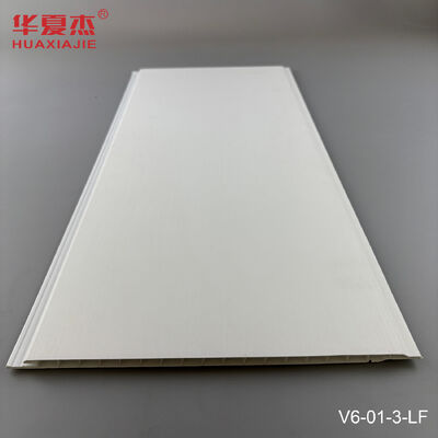 品質 シンプルな設置 250x8mm パネルサイズと湿度耐性を持つPVC壁パネル 工場