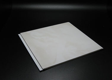 良い価格 250mm の蜜蜂の巣ポリ塩化ビニールの天井は浴室のための装飾的なプラスチックをタイルを張ります オンライン