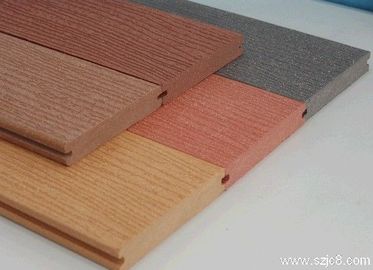 良い価格 屋外スペース 140 * 25mm のための着色された木製のプラスチック合成の Wpc の Decking のフロアーリング オンライン